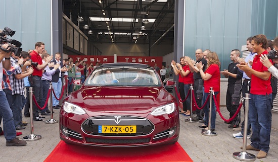 Aandelen Tesla bereiken nieuw record [$21,6 miljard]