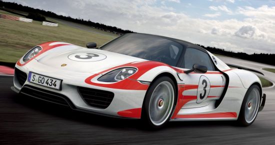 Porsche 918 Spyder Weissach Package