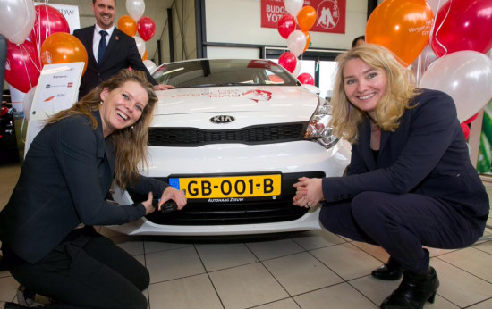 Tamara Oostveen (Kia) en Melanie Schultz