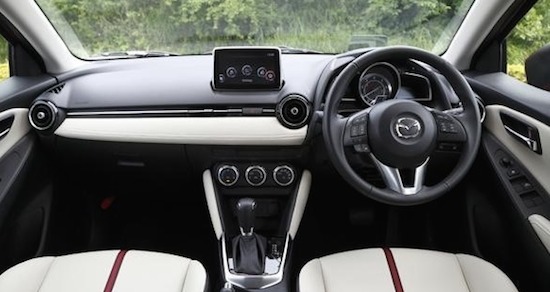 Nieuwe Mazda2 lekt aan alle kanten uit