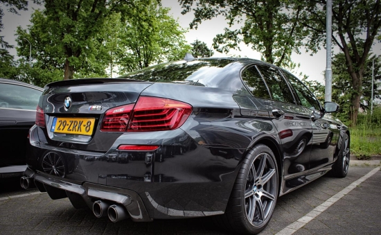 Moddervette Vorsteiner M5 gespot in Eindhoven