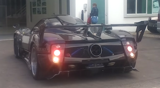Hé kijk! Een nieuwe Pagani Zonda 760