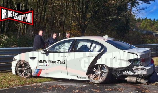 BMW M5 Ringtaxi crash