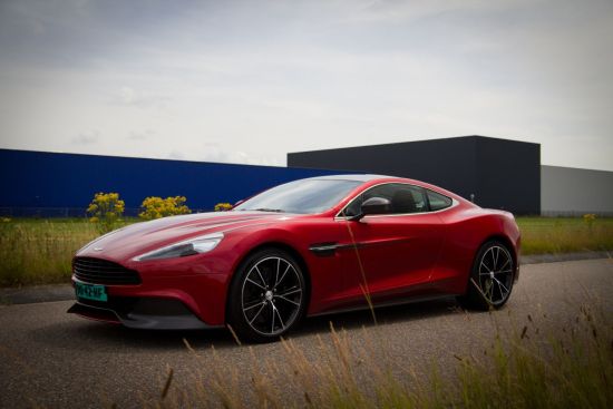 Aston Martin Vanquish