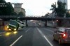 Video: the leverage of a bunch of Touareg