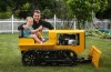 Video: eindbaasvader built a bulldozer for his kids