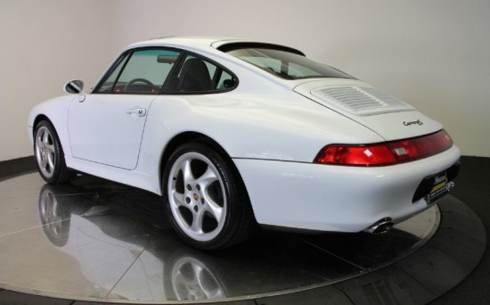 Porsche 993 Widebody met 4.800 km: de perfecte occasion