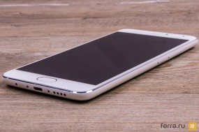Нижняя грань Meizu M1 Metal