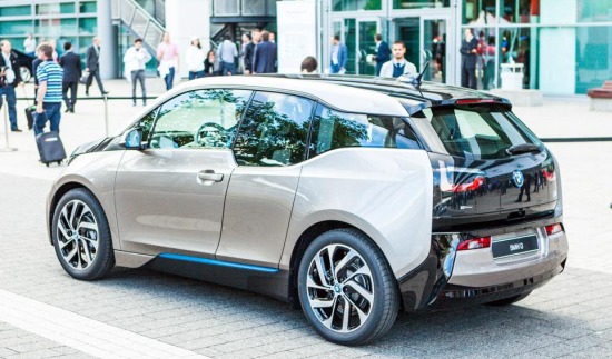 BMW i3 in de buitenlucht
