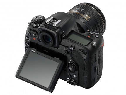 Nikon D500