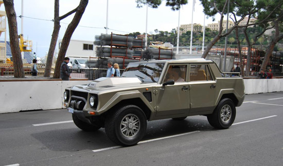 Lamborghini LM002