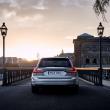 image Volvo-V90-2016-33.jpg