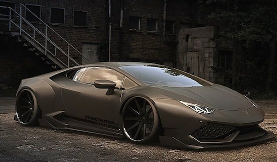 De Lamborghini Huracán van Liberty Walk is asociaal dik