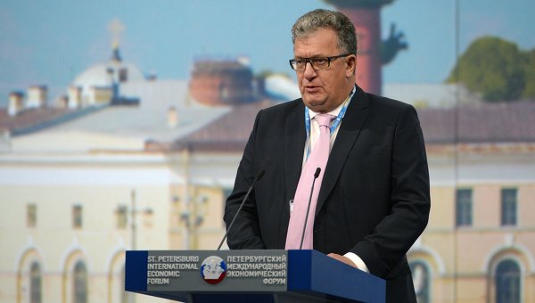 Заместитель председателя правительства РФ - руководитель аппарата правительства РФ Сергей Приходько. Архивное фото