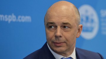 Министр финансов РФ Антон Силуанов во время панельной сессии Мультипликативный эффект бюджетных расходов на экономику. Приоритеты, внутренние резервы и контроль в рамках XIX Петербургского экономического форума
