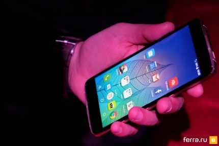 Alcatel Idol 4