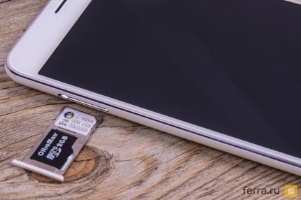 Пара Nano-SIM или одна сим-карта и Micro SD — новая недобрая традиция компоновки смартфонов