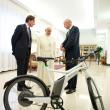 image Paus-Fransiscus-E-Bike-05.jpg