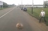 Russians turn The Rock in with verkeersruzie [video]