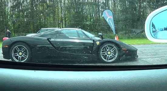 Koenigsegg CCX vs. Ferrari Enzo dragrace