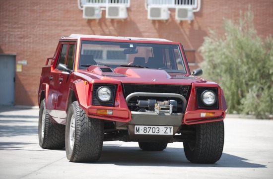 Lamborghini LM002