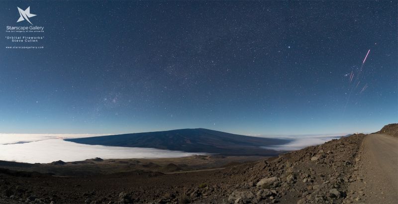 Look at This Beautiful Reentry of a Chinese Rocket Over Hawaii