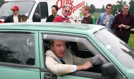 Koop Jeremy Clarkson's ex-Alfa V6 voor 2000 pond