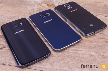 Металла на боковых гранях Galaxy S7 стало меньше, зато держать смартфон теперь удобнее