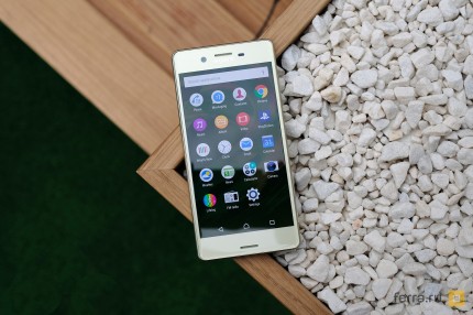 Sony Xperia X