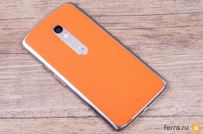 Варианты расцветок Motorola Moto X Play