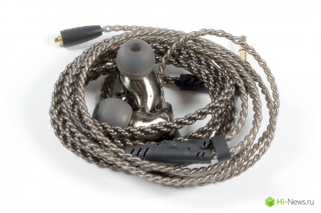 7 With Cable