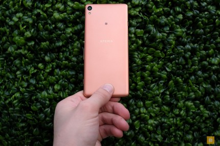 Sony Xperia XA