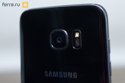 Объектив камеры Samsung Galaxy S7 Edge