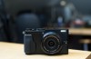 Schneiden Sie alle unnötigen. Übersicht Kompaktkamera Fujifilm X70