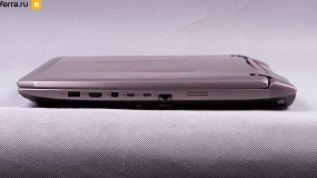Правая грань ASUS ROG GX700VO