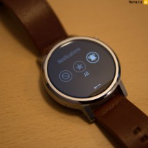 Moto 360 v2