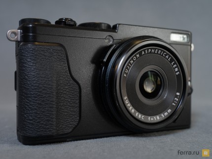 Fujifilm X70