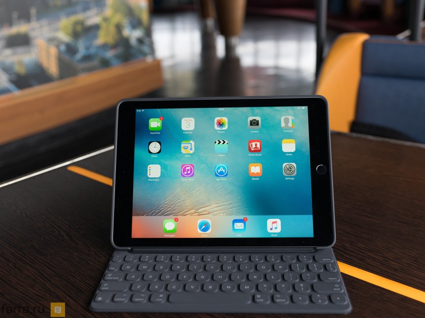 iPad Pro с клавиатурой Apple Smart Keyboard