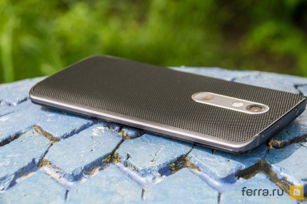 Левая грань Moto X Force