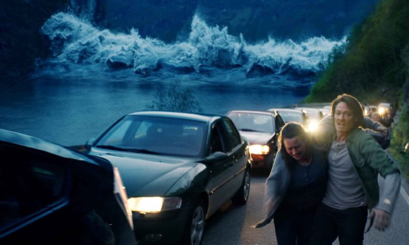 The Weekend Chill / The Wave (2015 film)