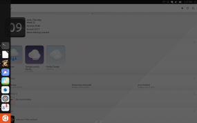 Слева знакомая по Ubuntu панель с ярлыками приложений