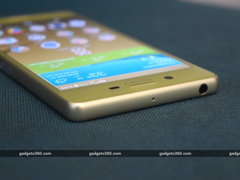 sony_xperia_x_dual_top_ndtv.jpg