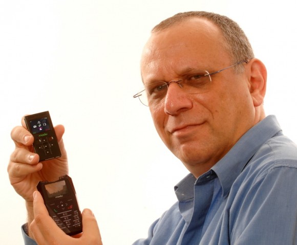 Modu Phone — один из первых модульных телефонов