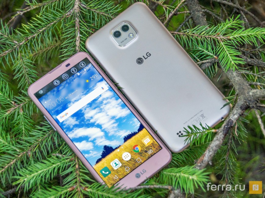 Слева направо: LG X view и X cam