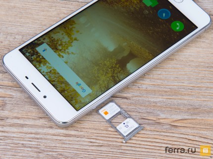 Две Nano-SIM либо одна Nano-SIM + microSD. Повсеместная деградация конструкции слотов коснулась и Meizu