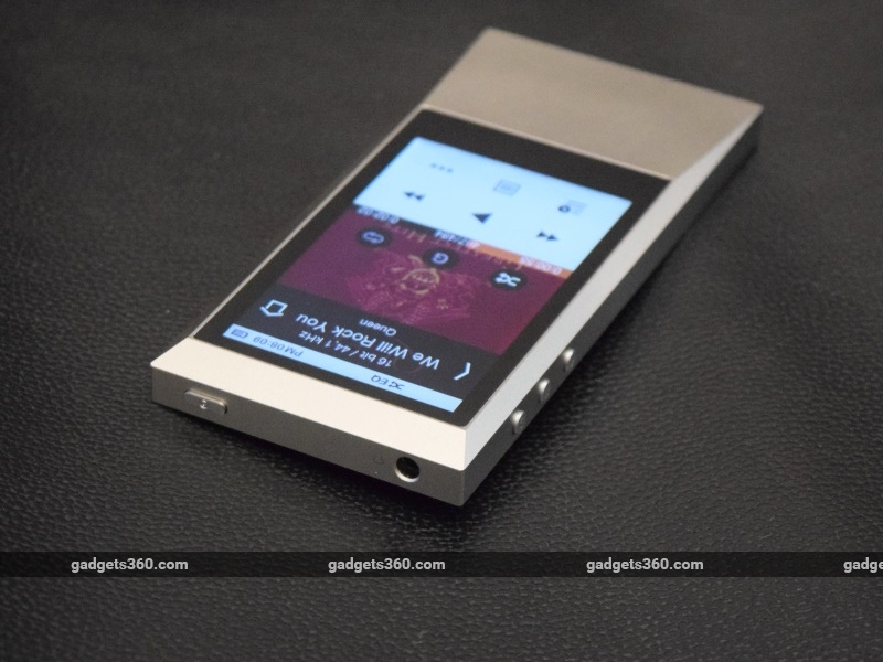 astell_kern_akjr_top_ndtv.jpg