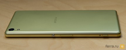 Правый торец корпуса Sony Xperia XA Ultra
