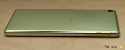 Левый торец корпуса Sony Xperia XA Ultra