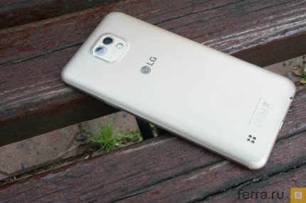 Тыловая панель LG X cam