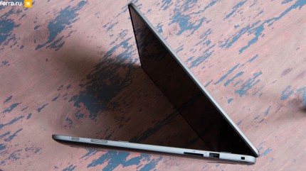 Правая грань Dell Inspiron 17 7778